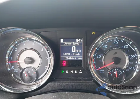 2015 Chrysler Town & Country S z USA, uszkodzony, nr VIN 2C4RC1HG4FR602968